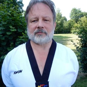 Bruchtest-, Formen- und Einschrittkampf-Lehrgang für Hapkido- und Taekwondoin